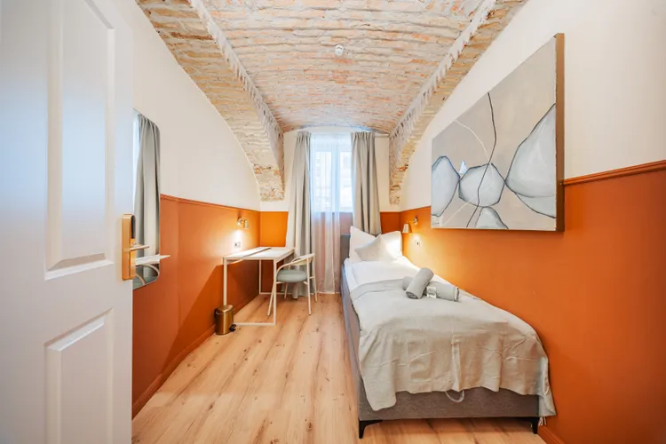 HOME1 – Le Copernicó Boutique Hostel (EB)