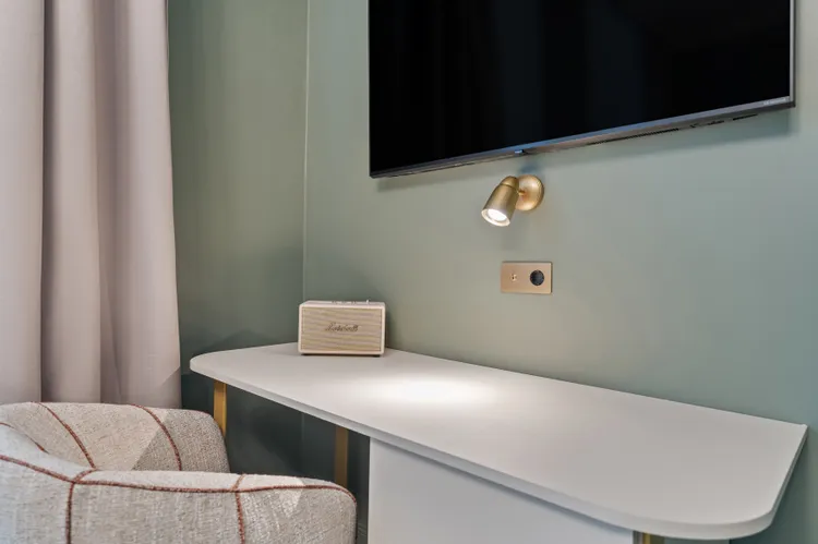 HOME1 – Lumes Boutique Hotel (Comfort DB) mit Loggia