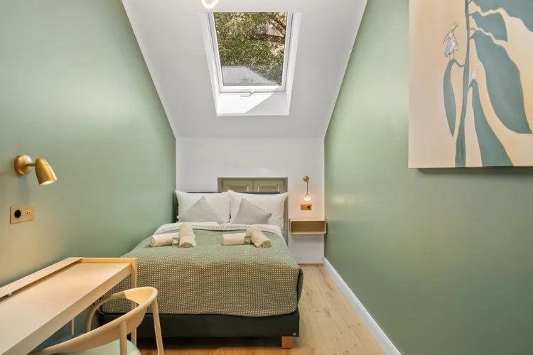 HOME1 – Favori Boutique Hostel (Superior DB)