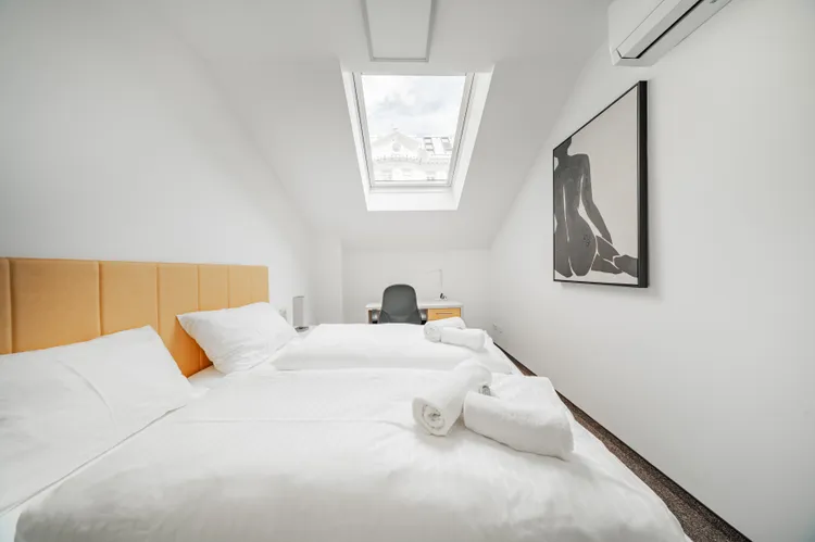 HOME1 – Albertine Aparthotel für 4 Personen (DB+SS) #03A
